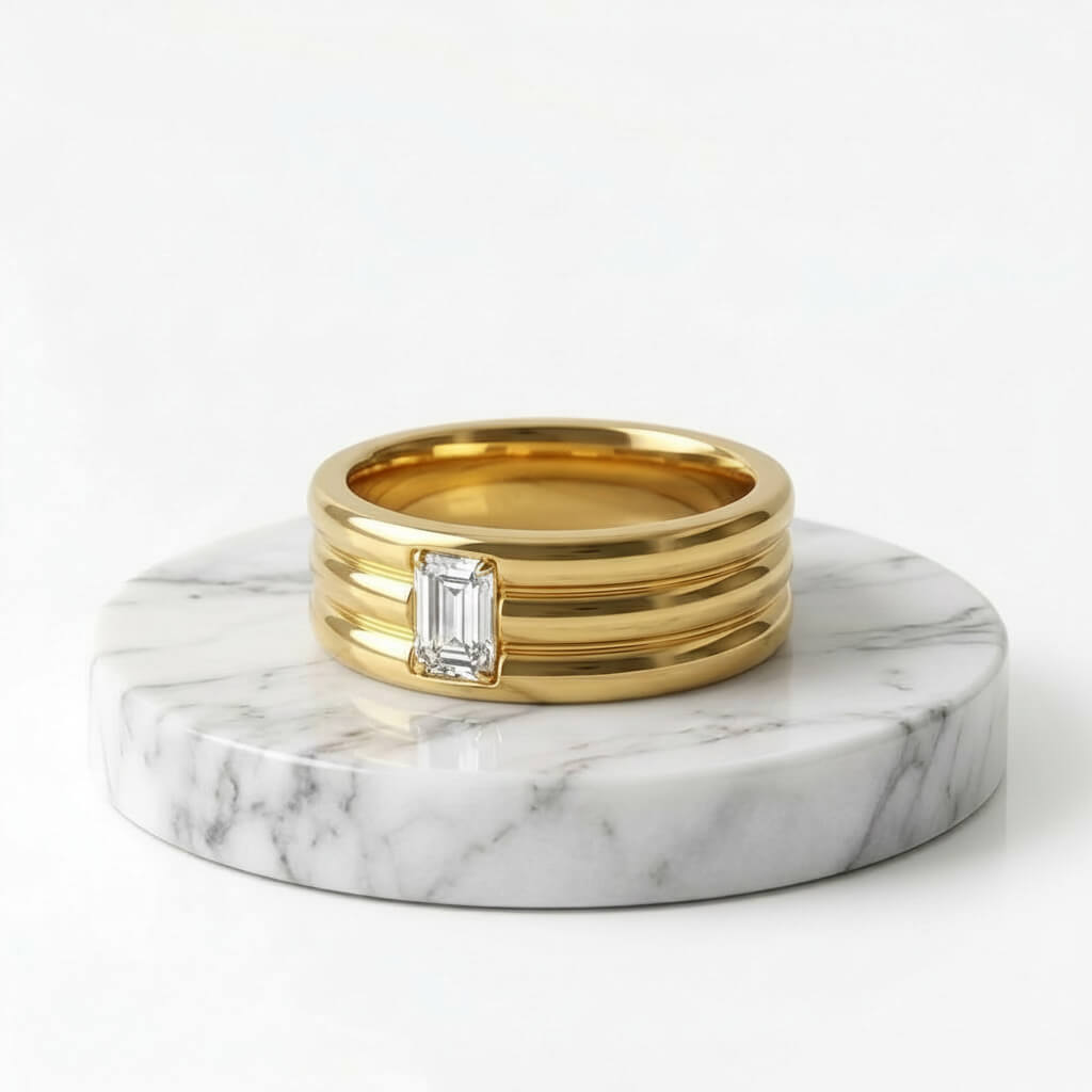 Echo Emerald Crystal Ring