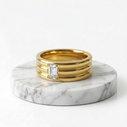 Echo Emerald Crystal Ring