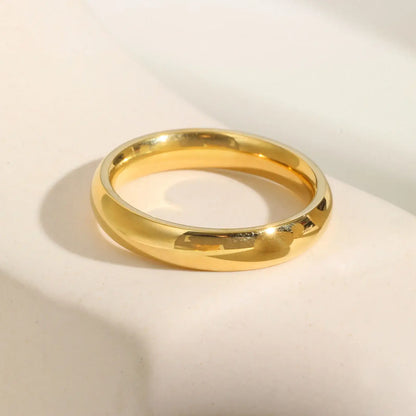 Echo Sleek Gold Band