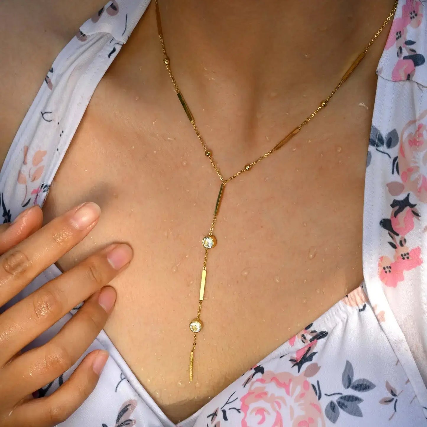 Echo Pearl Y Necklace
