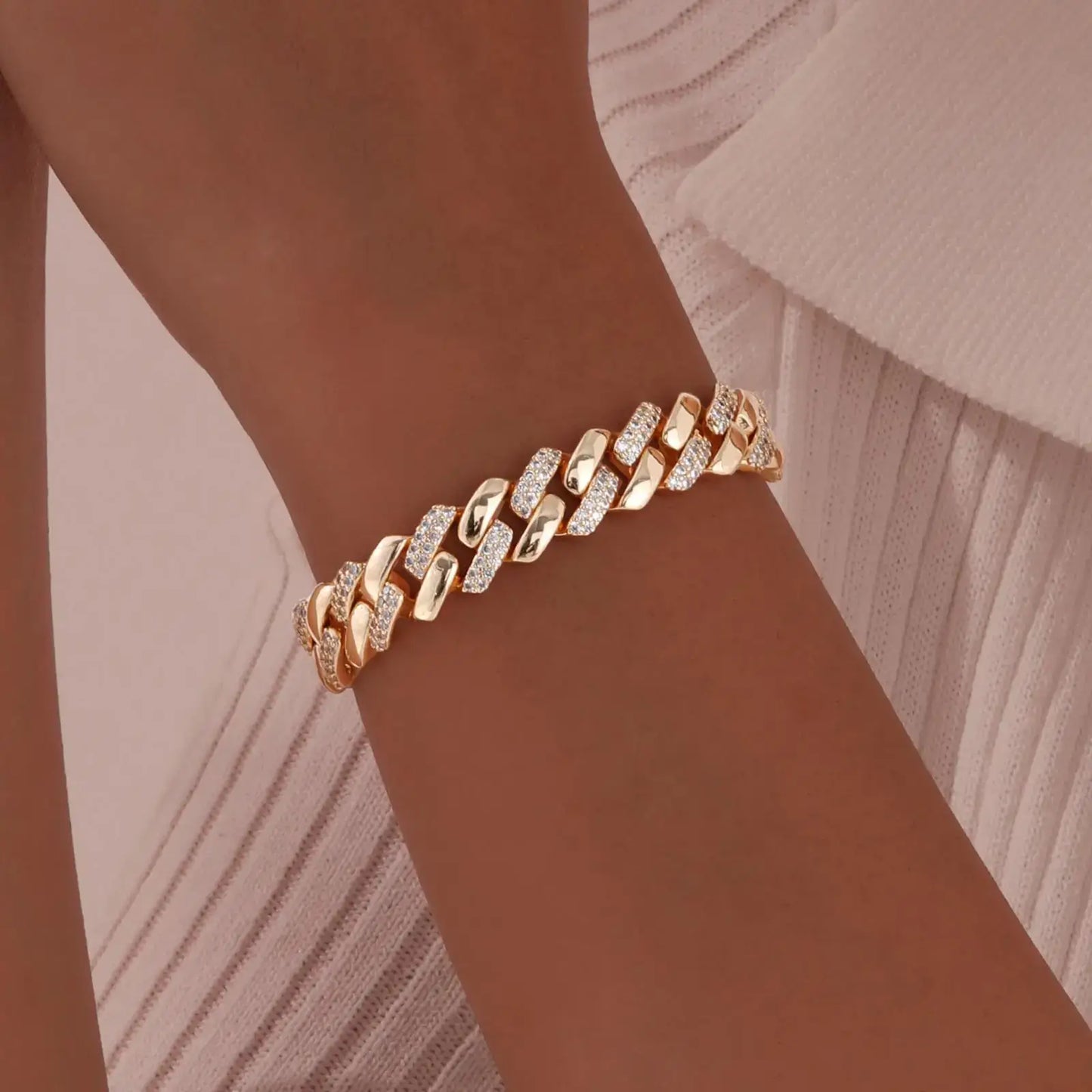 Echo Luxury Link Bracelet