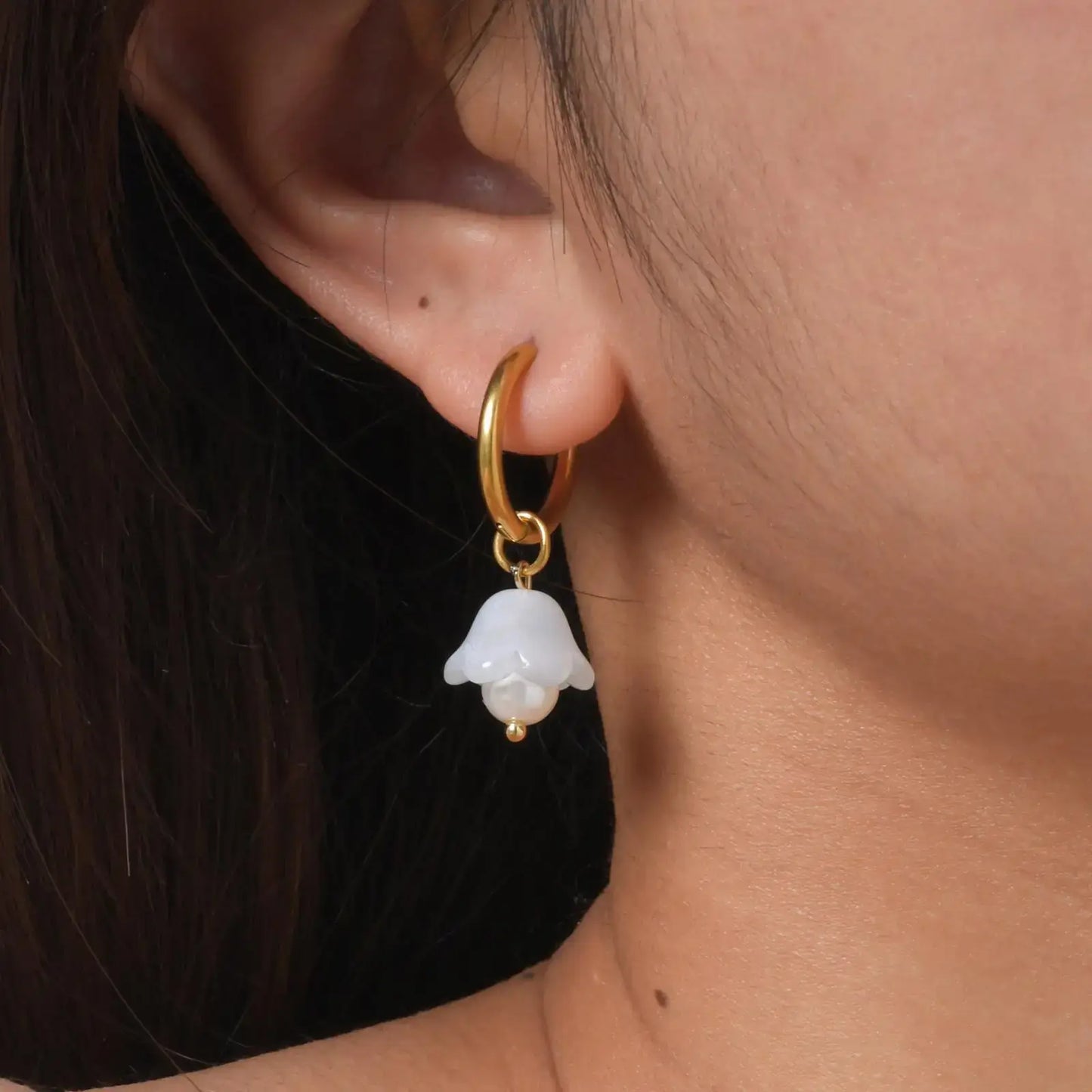 Echo Pearl Drop Earring