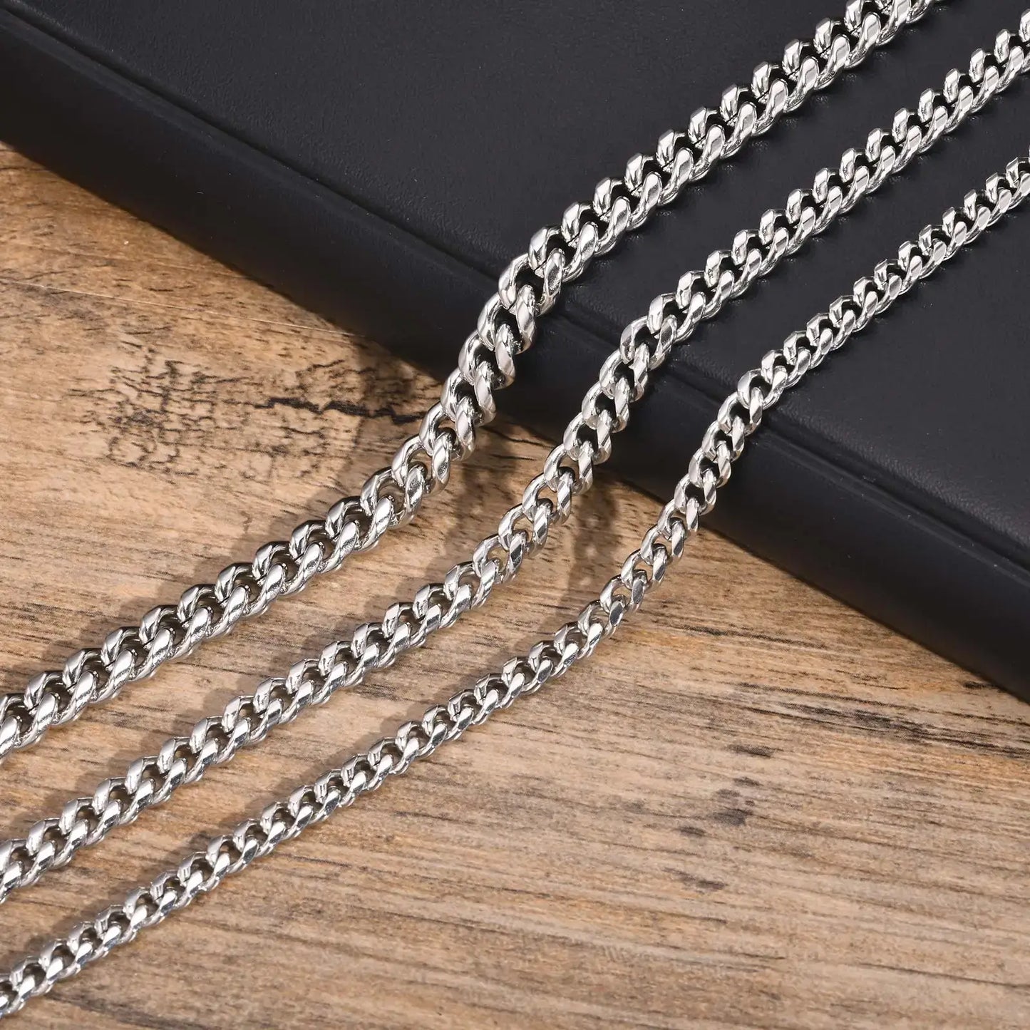 Shade Heritage Cuban Chain