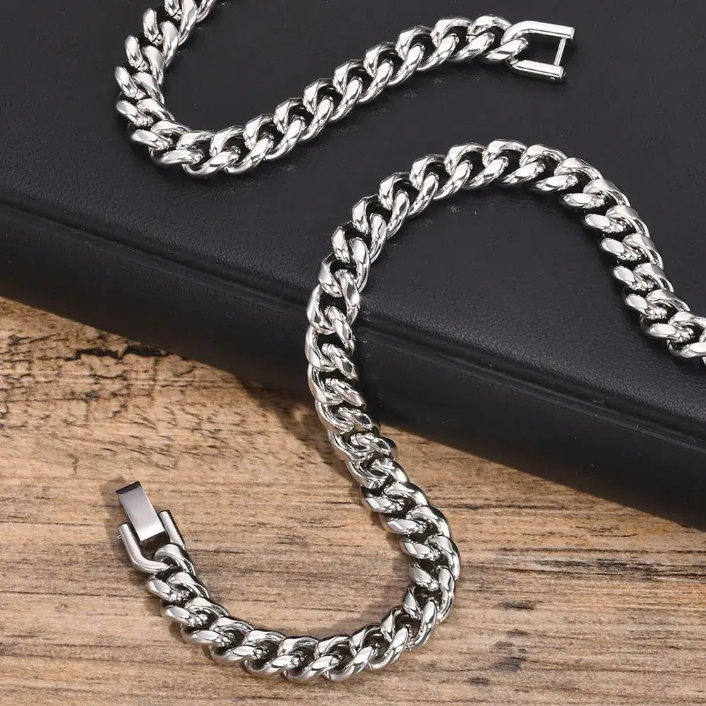 Shade Heritage Cuban Chain